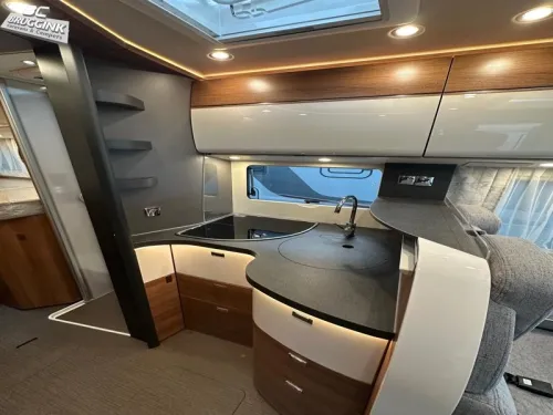 Carthago C2-Tourer 145 RB -LE COMFORT Foto: 8