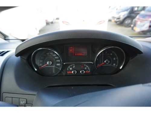 Adria Coral Plus 600 SL Automaat Foto: 6