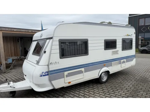 Hobby Excellent 460 UFE frans bed rondzit toilet  foto: 14