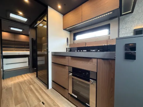 Niesmann+Bischoff Flair 880 LE Foto: 6
