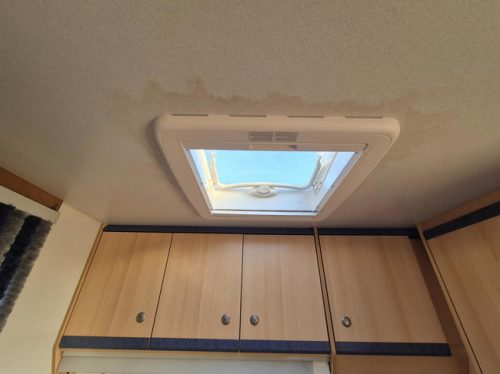 Eifelland 490 Holiday, 2nd owner with bag awning and side wall photo: 17