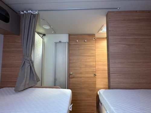 Weinsberg CaraSuite 700 MEG photo: 23