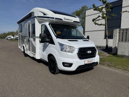 Chausson Etape Line 788 French bed pop-top roof photo: 3