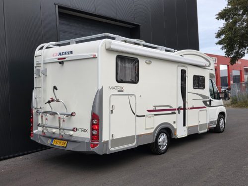 Adria Matrix M 680 SP 5 Gurtpl&auml;tze! Foto: 3