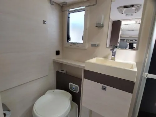 Chausson Welcome 737 photo: 17
