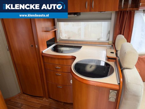 Hobby D 650 FLC 122.223km Air suspension Air conditioning Cruise control Fixed bed Oven WELL MAINTAINED LPG Neat photo: 13