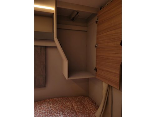 Dethleffs Pulse GT 6811 Single beds flat floor! photo: 16