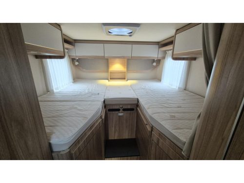 Hymer Exsis-I 588 EX Euro 6 / Length beds photo: 11