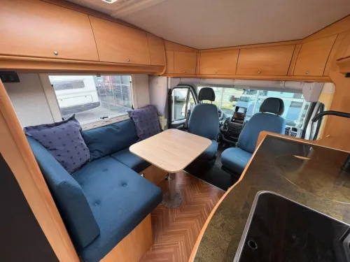 Elnagh Joxy 26 Single Beds, Air conditioning, 130HP photo: 9