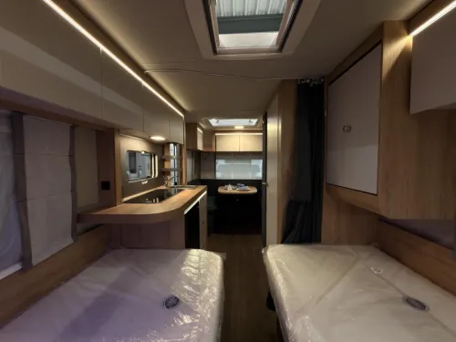 Knaus Sport 460 EU 1800 KG + Single beds  photo: 11
