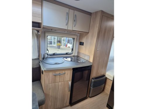 Eriba Nova Light 470 Single beds - Awning photo: 8