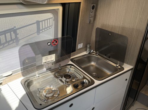 P&ouml;ssl Roadcruiser 640 D-Line 160 hp AUTOMATIC 9-Speed Euro6 Fiat Ducato Maxi **Single beds/4 seats/XXL Fridge/1st owner/Full photo: 15