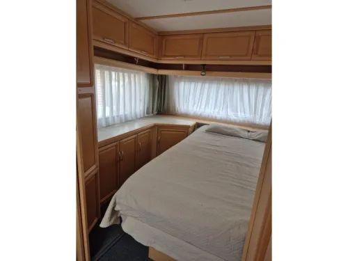 Fendt Platin 560 TRF Cama francesa asiento redondo ducha foto: 20