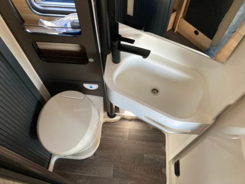 Weinsberg CaraBus 630 ME Fire Edition  photo: 21