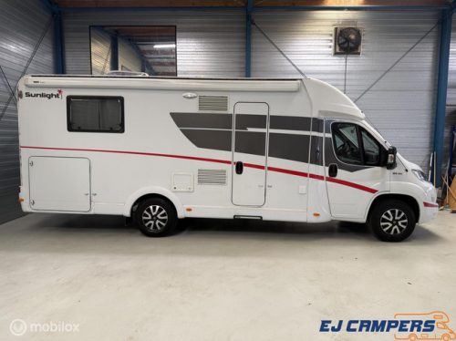 Sunlight T69 L Queensbed + Hubdach! EURO6! Foto: 1
