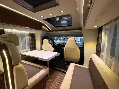 Adria Coral S 650 SF Frans bed  foto: 7