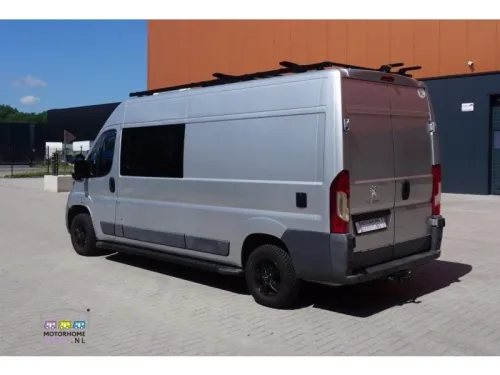 Peugeot Boxer 600 5 berths photo: 2