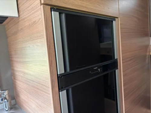Weinsberg CaraHome 600 DKG 6 Personen | Ex-Vermietung Foto: 8