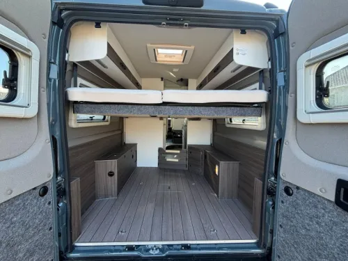VANTourer 630 L HEFBED 180 PS Automatik BE37 Foto: 12