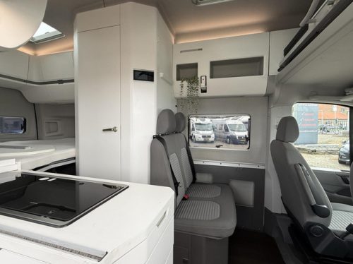 Volkswagen CRAFTER Grand California 600 Foto: 7