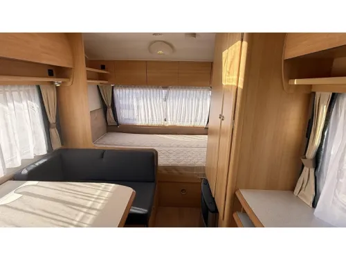 Home-Car Racer 43 AFM mit Endk&uuml;che und Festbett Foto: 11