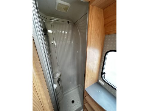 B&uuml;rstner Solano 710 T Festbett/Badezimmer hinten Foto: 12