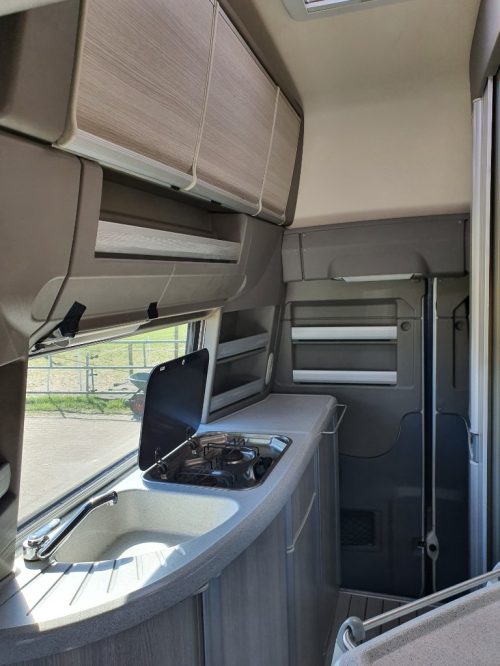 Mercedes James Cook WESTFALIA | Off-grid | 4-person photo: 18