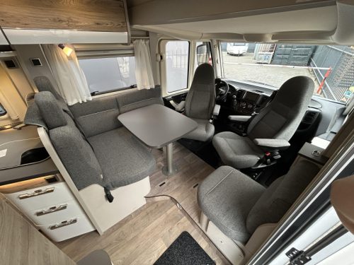 Hymer Exsis-I 678 Einzelbetten, Hubbett Foto: 9