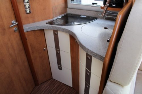 Carthago Chic C Line I 5.0 1. Besitzer Fiat 3.0 Liter 160 PS 4250 kg Chassis Einzelbetten 5 Sitzpl&auml;tze (122 Foto: 34
