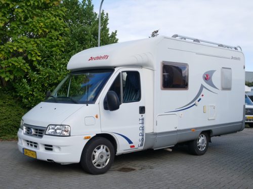 Dethleffs H 5940 Esprit, French bed, Garage photo: 2