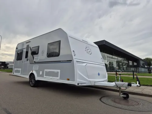 Knaus Sport Platinum 500 EU Rundsitzgruppe + Einzelbetten Foto: 4