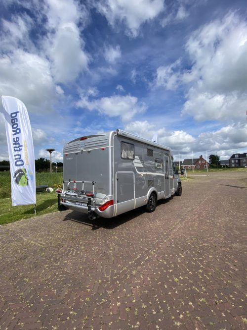 Hymer T 674 SL  2.3  MultiJet 160 HP,  Semi-integrated,  2  Single beds,  Engine air conditioning, Aut. dish    etc. Year of manufacture 2011 Camper Centrum On the Road at the Noorderringweg 4 in Marum. photo: 26