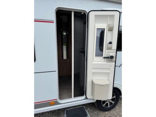 B&uuml;rstner Premio Plus 510 TK mover awning bike rack photo: 12