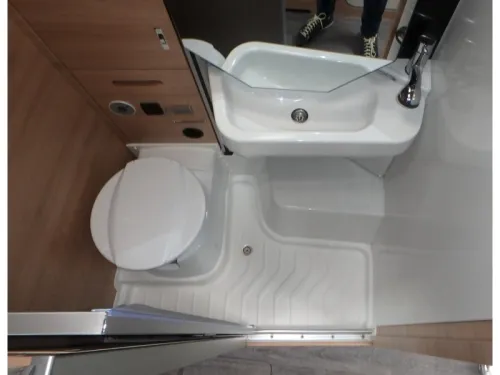 Knaus Tourer CUVision 500 LT JETZT F&Uuml;R 89.950,00 &euro; Foto: 20