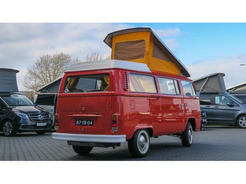 Volkswagen Transporter T2 Westfalia Madrid photo: 1