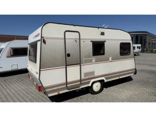 Dethleffs Camper 440 T asiento de tren cama fija aseo foto: 12