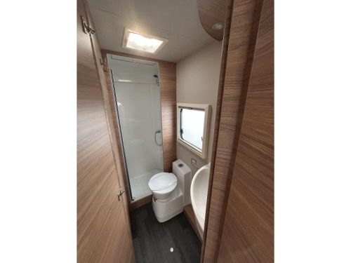 Weinsberg CaraLoft 650 MF Ex-Vermietung Foto: 16