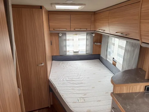 Eriba Nova GL 465 Mover/Isabella awning photo: 8