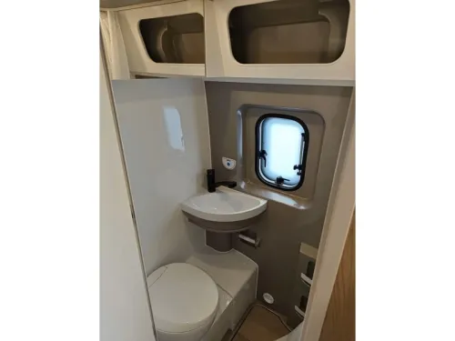Hobby Ontour Van 600 FT NAVI CAMERA AWNING photo: 14
