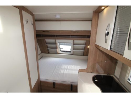 Hobby De Luxe 455 UF Thule 6300 Ultraheat Foto: 8