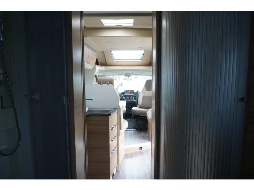 Adria Matrix Platinum 670 SC 5th seat / Roof air conditioning photo: 16