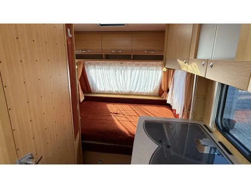 Dethleffs Camper 440 DB Querbett Sitztoilette Foto: 10