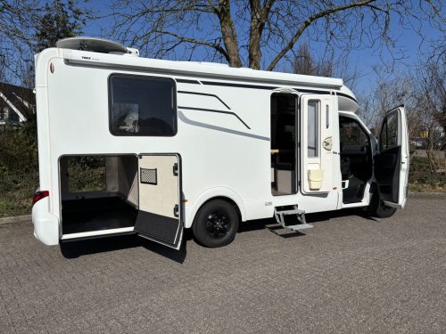 HYMER 2022 Face to Face Queensbett 150 PS Schaltgetriebe T695 S Foto: 13