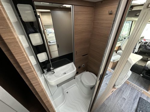 Knaus Van I 650 MEG AUTOMAAT COMPACT 180 PK foto: 13