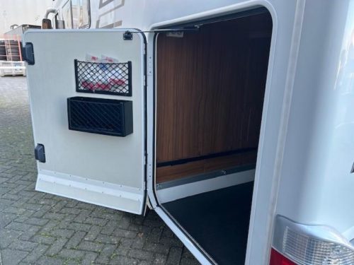 Hymer B584 B588 - automatic - low KM photo: 7