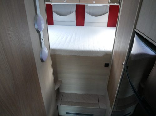 B&uuml;rstner Ixeo Time 710 IT, Transverse bed, Pop-top roof, XL Garage photo: 17