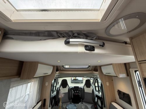 Sunlight T69 L Queensbed + Hubdach! EURO6! Foto: 10