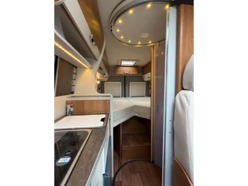 Knaus VANTourer 600 L Original Dutch Motorhome NAP photo: 7