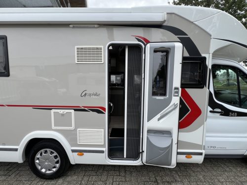 Challenger Graphite 348 QUEENSBED+HEFBED AUTOMAAT 170PK Foto: 4