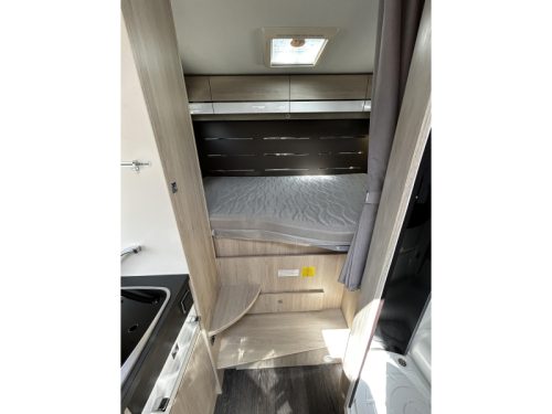 Challenger Genesis 194 Transverse bed/alcove/6-m/2020 photo: 18